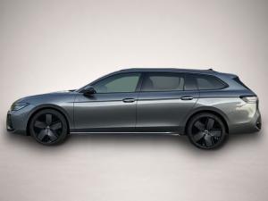 Volkswagen Passat Variant R-Line AHK+PANO+NAVI+Head-UP+Matrix-LED+ACC 2.0.