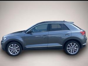 Volkswagen T-Roc 1.5 TSI DSG Sport STANDHEIZUNG+PANORAMA+KA