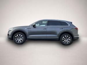 Volkswagen Touareg 3.0 TDI Elegance AHK STHZ PANO Innovisio