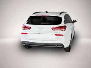 Hyundai i30 Kombi Comfort Plus 1.0 TGDI DCT / Navi / Si.