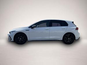 Volkswagen Golf 1.5 eTSI DSG R-Line 2,99% Fin. AHK Navi LR-